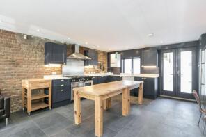 Flat 1, 23, Hanley Road, London N4 3DU