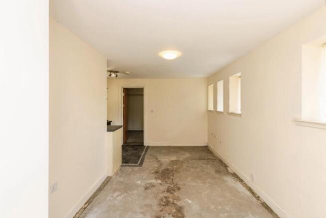 1 bed Flat for sale Image 7