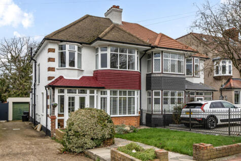 Goodhart Way, West Wickham, Kent, BR4