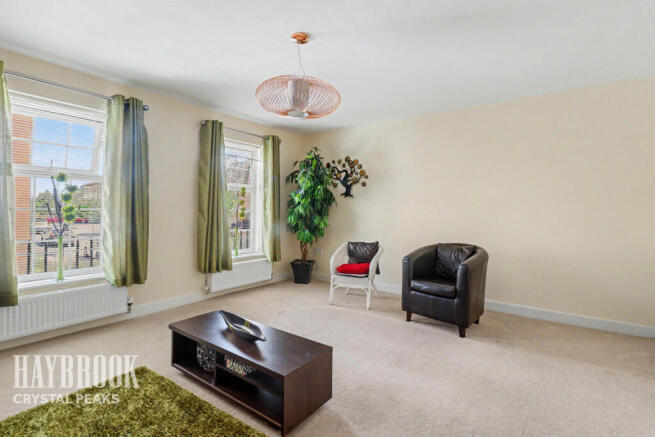 4 bed Town House for sale Image 10
