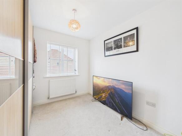 3 bed Detached for sale Image 8