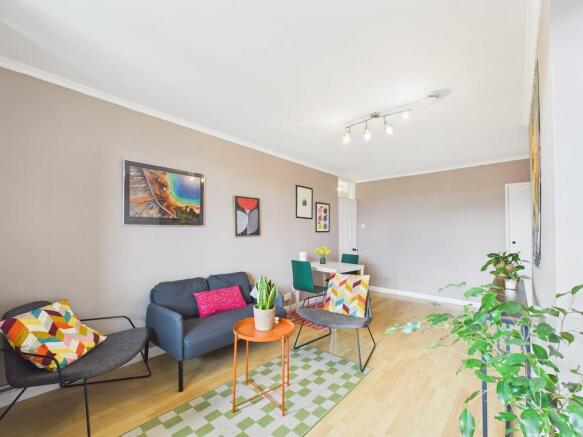 CAM03741G0-PR0147...