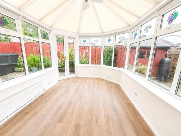 3 bed Semi-Detached for sale Image 4