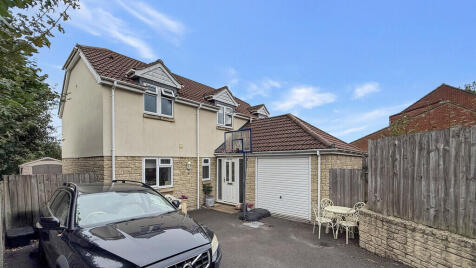 Khyro Close, Warminster