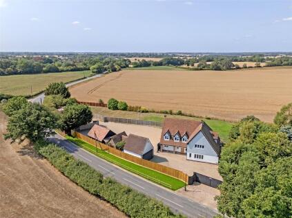 Braintree Road, Felsted, Dunmow, Essex, CM6