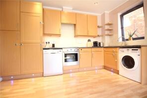 6, 29 Redwood House, Peterborough Road, Harrow HA1 2AX