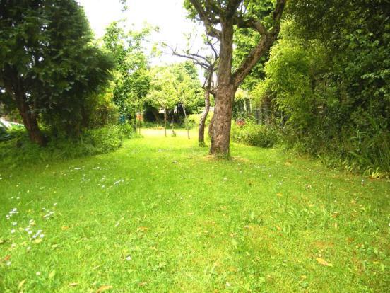 200' Lawned Garden