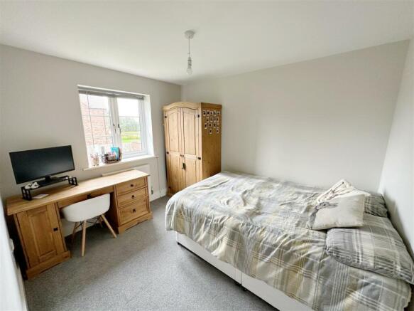 Bedroom.JPG