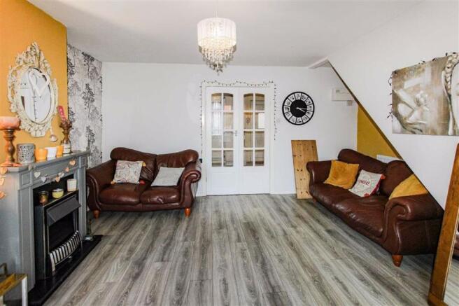 Living Room: