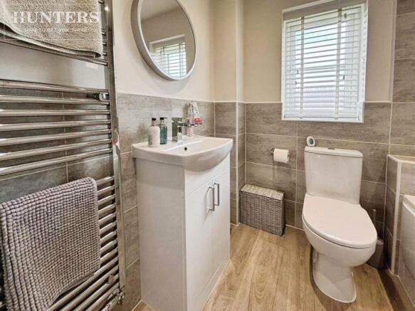 4 bed Detached for sale Image 12