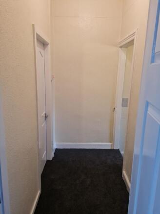 3 bed Terraced to rent Image 11