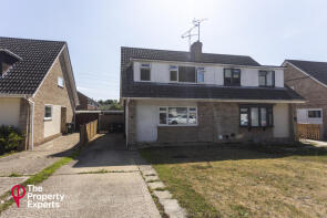 45, Hazel Drive, Woodley RG5 3SA
