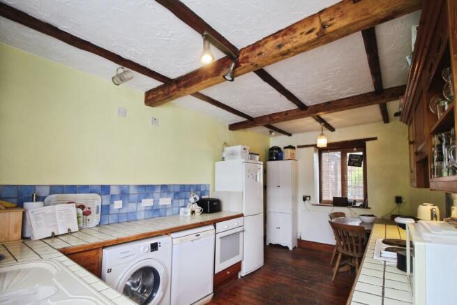 2 bed Cottage for sale Image 6