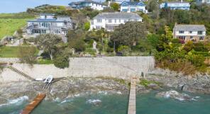 40 Penolva, Lower Castle Road, Truro TR2 5DR