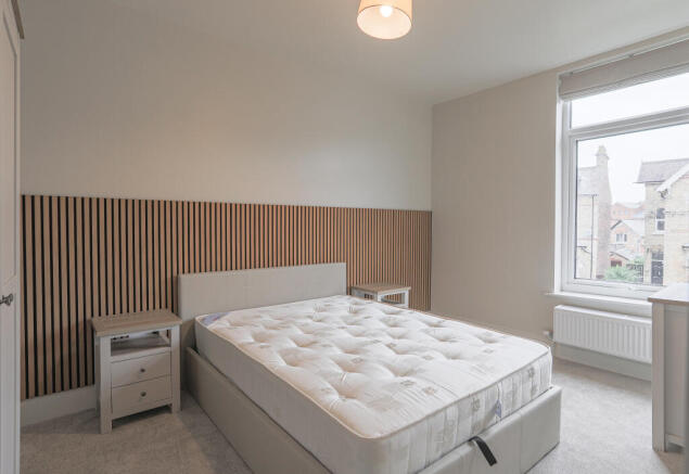 1 bed House Share to rent Image 9