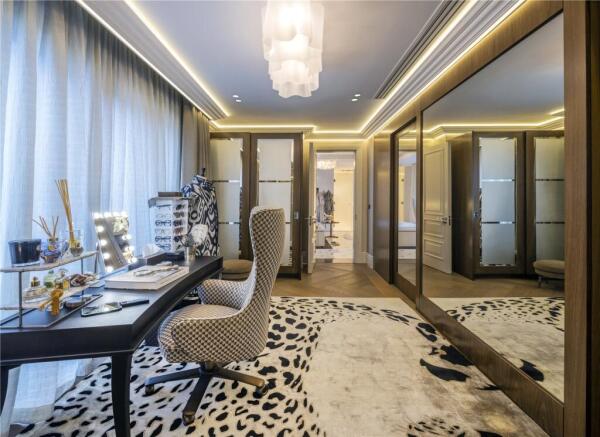 Wardrobe Room