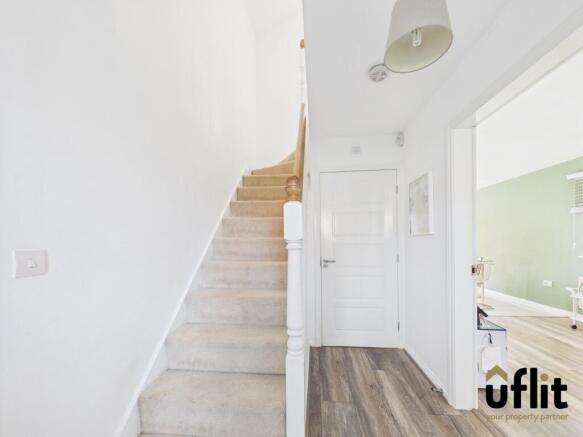 4 bed Semi-Detached for sale Image 12