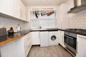 Flat 9, Kelso Lodge, Primrose Road, South Woodford, London E18 1DF