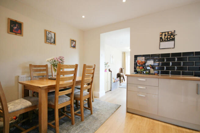 Kitchen/Dining Area