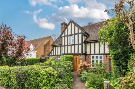 Hill Crescent, Totteridge