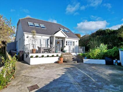 Bay View Drive, Teignmouth, TQ14