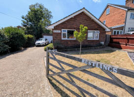 Rustlings, Heytesbury Road, Newport PO30 5JG