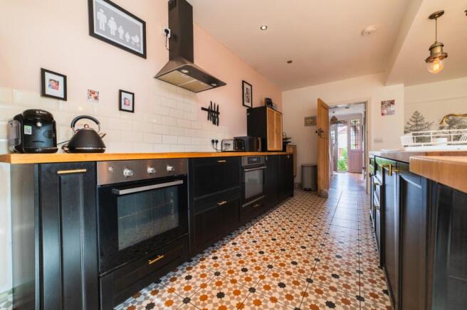 29 earls Court_29