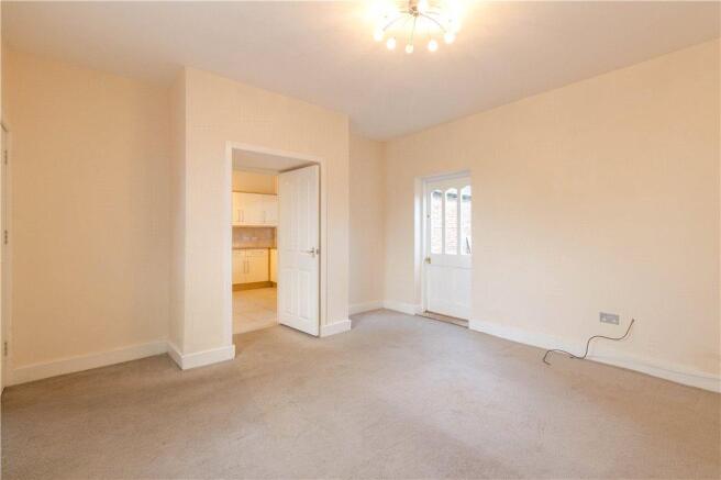 Sitting/Dining Room