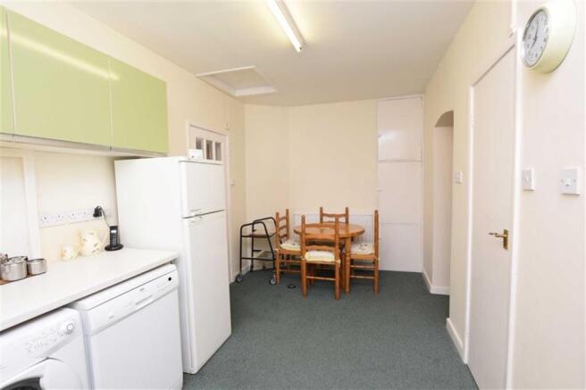 ADDITION KITCHEN/DINER PHOTOGRAPH