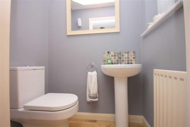CLOAKROOM / WC