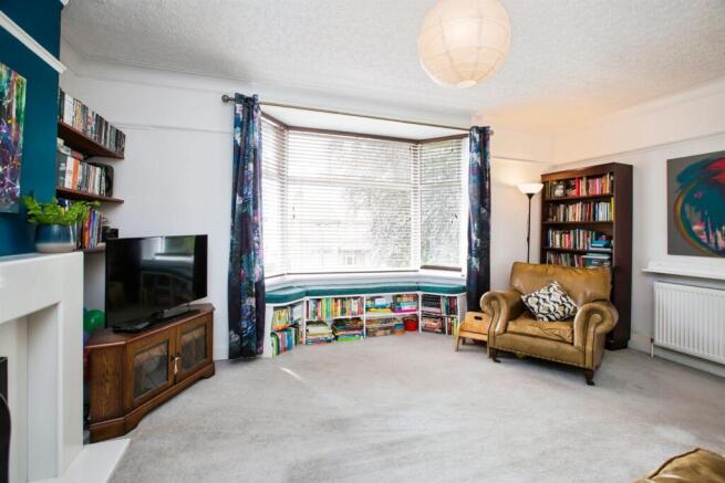 2 bed Semi-Detached for sale Image 8