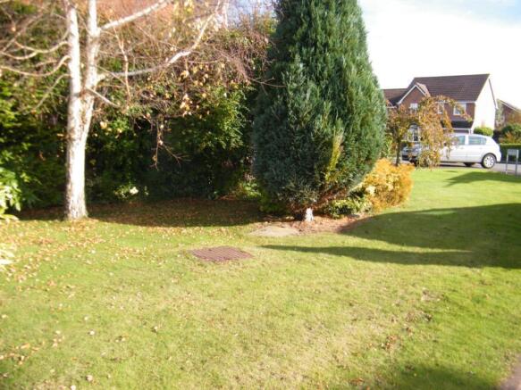 Garden To The Front