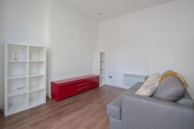 22 Churchill Way NEW-3.jpg