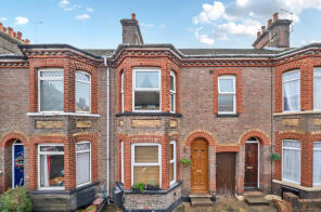 38, Waterlow Road, Dunstable LU6 1LY