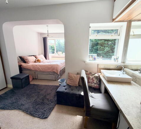 3 bed Detached for sale Image 12