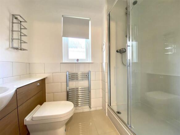 Master En-Suite