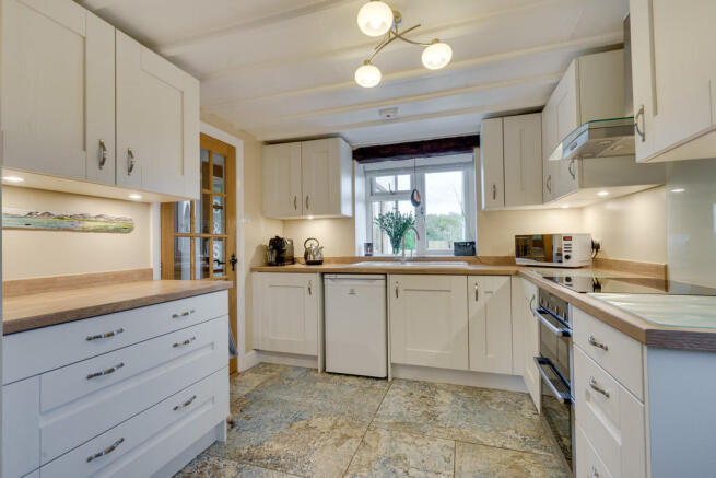 Fitted Kitchen