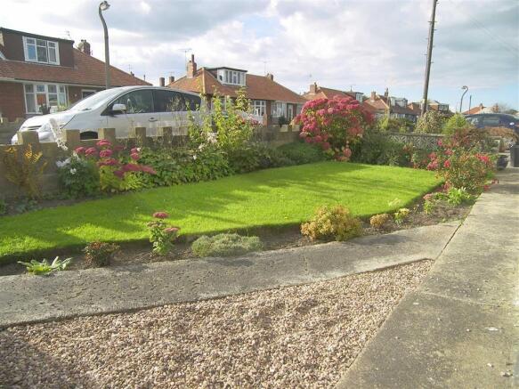 FRONT GARDEN