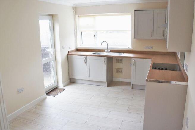 Kitchen to side