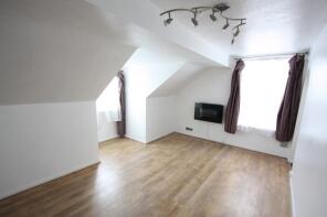 Second Floor Flat, 305, Sydenham Road, Croydon CR0 2EL