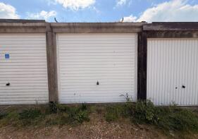 3, Tennyson Close, Royston SG8 5SZ