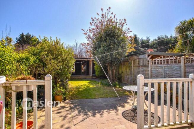rear garden2.jpeg