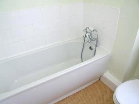 Bath fitting
