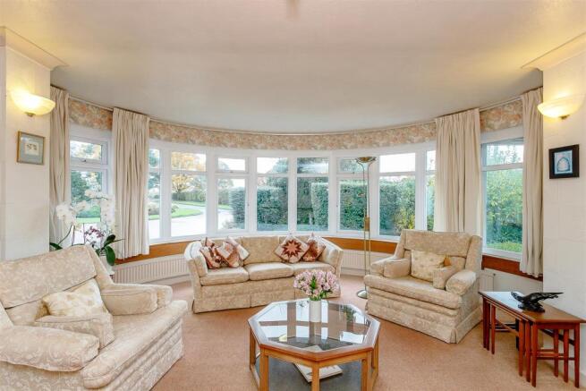8368109-interior19.jpg