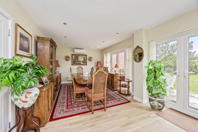 Kitchen/Dining