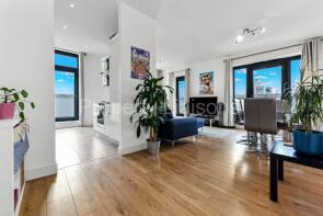 Flat 75, 4 Eluna Apartments, Wapping Lane, London E1W 2RG