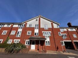 7, Eveleighs Court, Acland Road, Exeter EX4 6PN