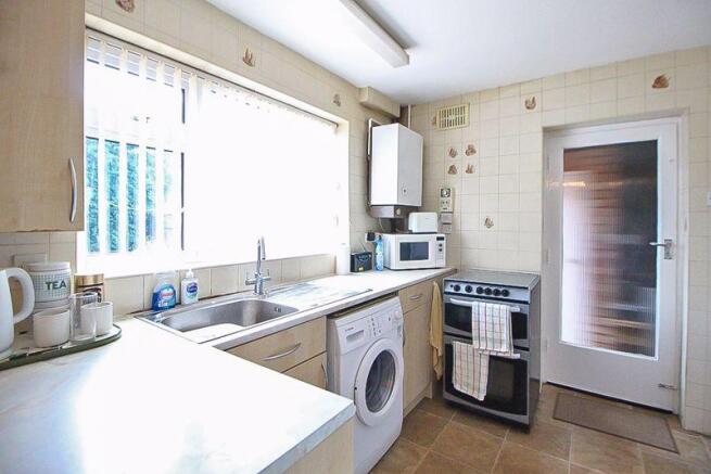 KITCHEN AREA