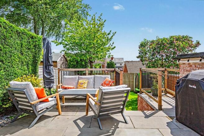 4 bed Detached for sale Image 6