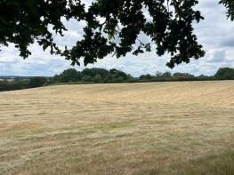 The Stables, Coopersale Farm, Houblons Hill, Coopersale, Epping CM16 7QL